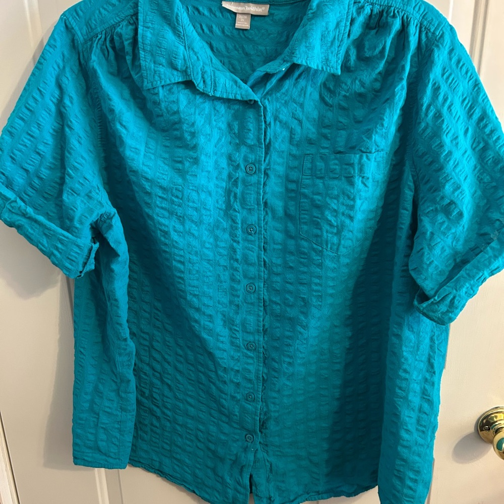 Vibrant Tealish Button-Up Shirt